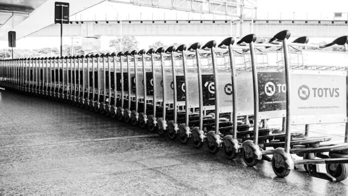 slc-airport-wi-fi-and-workspaces-guide.jpeg SLC Airport Wi-Fi and Workspaces Guide